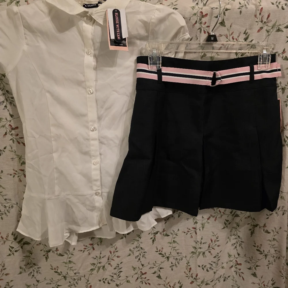 Lot of 7 Pieces Chaps Girls Uniform - Picture 5 of 16